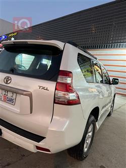 تۆیۆتا لاندكروزر پرادۆ